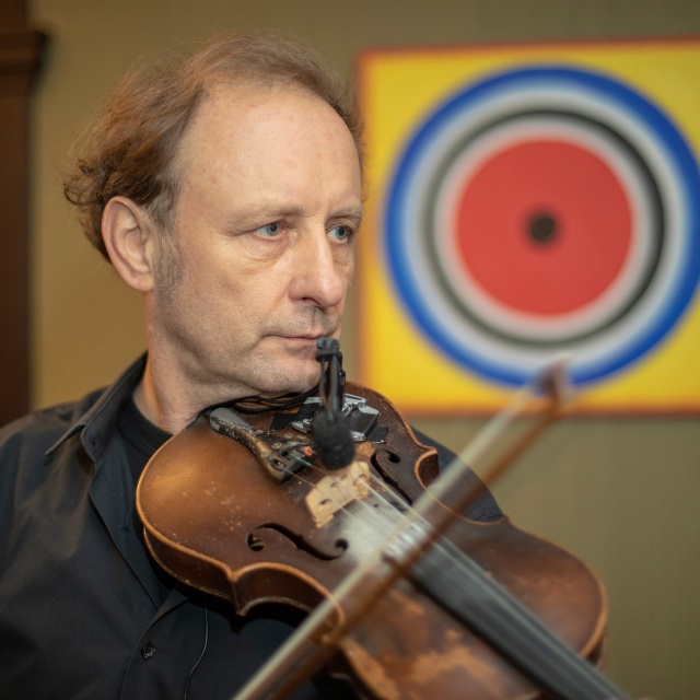 Piotr Lutyński „Wielowymiarowość”