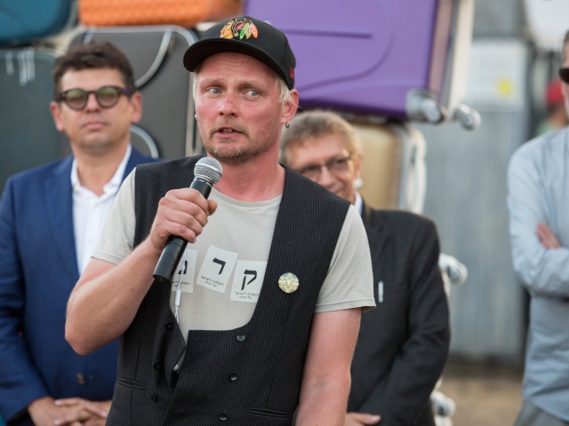 Artykuł Rafała Żwirka w magazynie SZUM