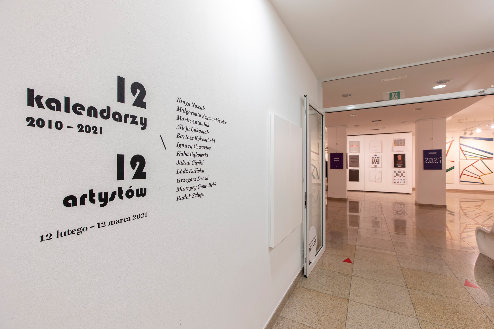 Dwanaście kalendarzy