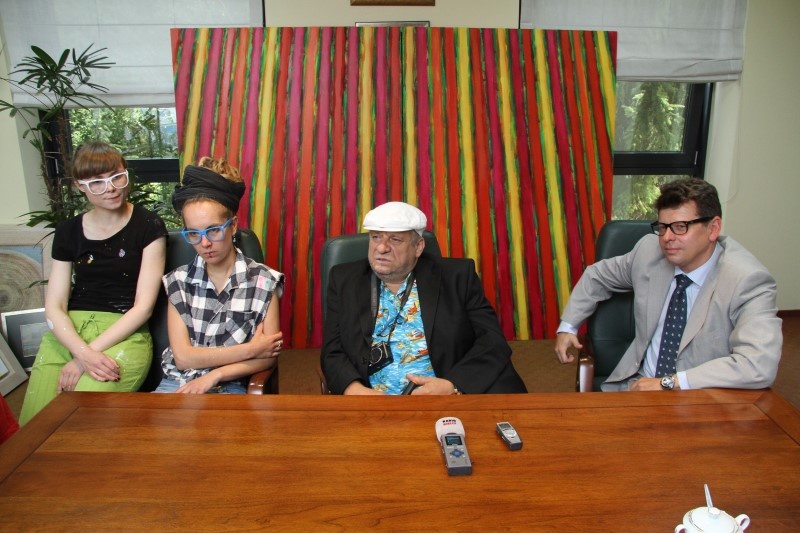 Konferencja prasowa z prof. Leonem Tarasewiczem twórcą kolejnej wystawy z cyklu „Sztuka w Przestrzeni Publicznej”